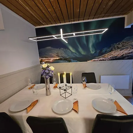 Northern Lights Retreat In Ersfjordbotn *